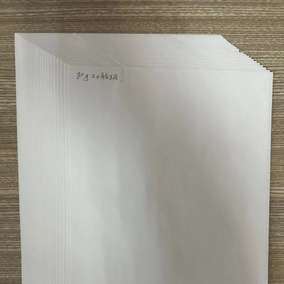 Papier de livre en offset non recouvert à haute masse sans bois, fabriqué pour la production de formes sur mesure