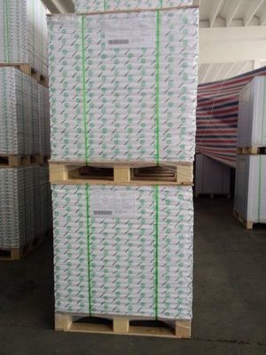 Anti-boucles Chenming non recouvert de bois Papyrus blanc sans liens Ecriture lisse 100% pâte vierge