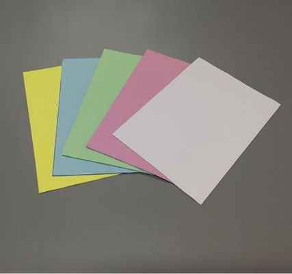 Utilisation dans l'industrie du papier CB/CFB/CF Pas de papier au carbone Ncr rouleau pour les bons d'impression