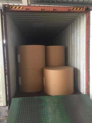 Papier de copie anti-enroulement Jumbo Roll pour la découpe A4 Fabriqué à partir de pâte de bois