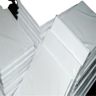 Papier en carton duplex de type 250g C2S revêtu d'art imprimé pour les solutions de marque cosmétique