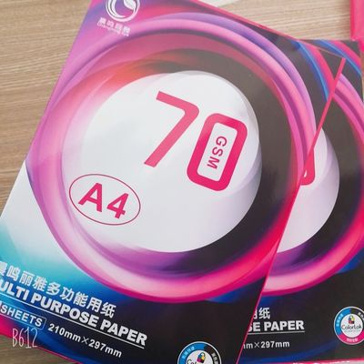 Papier de copie blanc A4 75gm 80gm Fabriqué à partir de pâte de bois vierge à 100% pour l'écriture et la copie