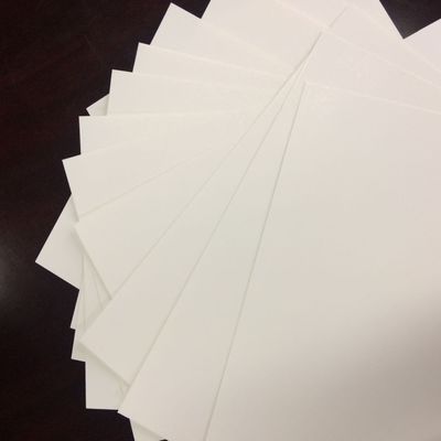 Impression offset de papier pliable écologique en ivoire avec pâte à bois à des prix compétitifs