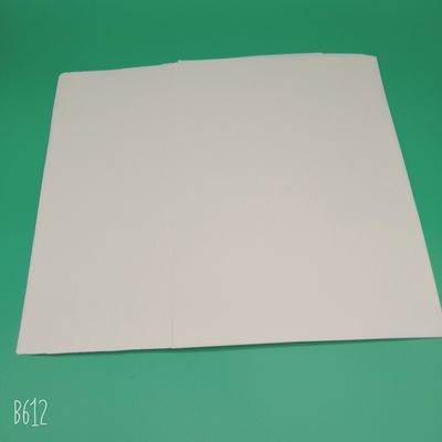 Papier de pâte à papier 68/78/98/118gsm en feuille ou en bobine Coloris crème de l'usine Baiyun