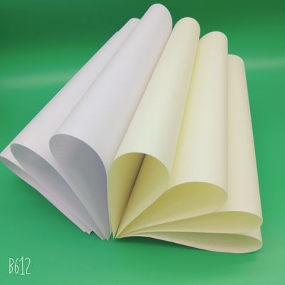 Papier de pâte à papier 68/78/98/118gsm en feuille ou en bobine Coloris crème de l'usine Baiyun