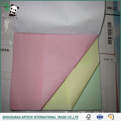 48-80 gm de papier sans carbone de couleur pâte de bois vierge pour la fabrication de rouleaux
