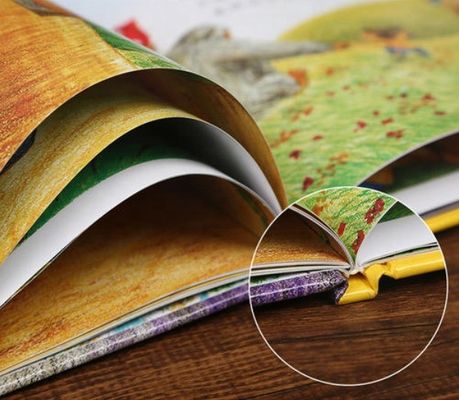 70 ± 2% Gloss C2S Matte Art Paper Offset Printing Compatible et plus