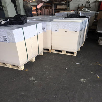 Papier offset sans bois crème pour ordinateur portable 98%-110% luminosité