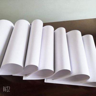 55 à 98 gm de papier de culture/feuille de papier non recouverte/bobine Taille avec variation de 3 ou 4% en gramme