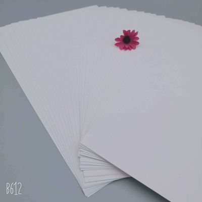 Zenith C1S en vrac enduit de Ningbo Fold FBB en carton d'ivoire idéal pour le papier d'emballage de cadeaux