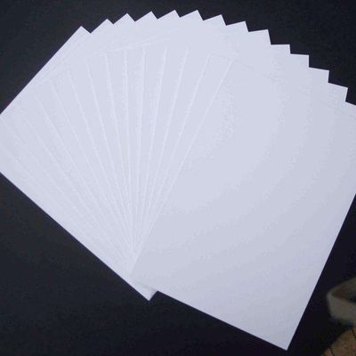 110*68*12mm Commande personnalisée Poplar C1S Carton d'ivoire revêtu/ FBB/ Rollon de papier Bristol