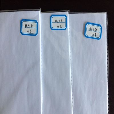 98% à 110% de luminosité Anti-curl papier non revêtu sans bois pour l'impression lisse