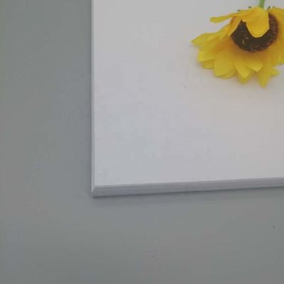 Exigences douanières et papier d'art anti-enroulement NEVIA pour l'impression