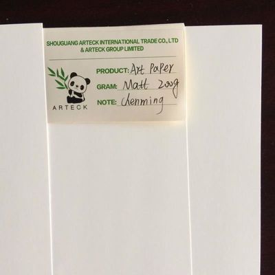 Impression offset Compatible 80/90gsm C2S papier d'art Brillant pour l'impression de magazines