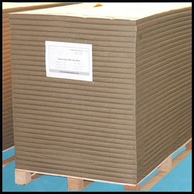 110 x 57 x 15 mm C1S Carton d'ivoire dans le rayon 100% pâte de bois vierge pour emballage en carton