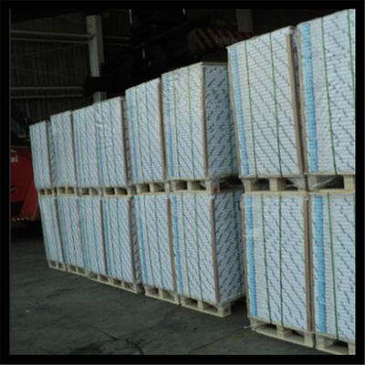 Solution d'emballage personnalisable Ningbo Fold FBB avec matière blanche de pâte de bois