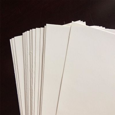 Pâte de bois Ningbo Fold FBB/Ivory Board Le matériau d'emballage et d'impression parfait